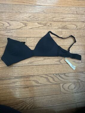 SKIMS Wireless Seamless T-Shirt Bra - Black